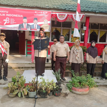 SMPN 6 RANTAU BAYUR Banyuasin Meriahkan Upacara Hari Pramuka