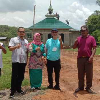 Penyerahan Bantuan kubah masjid Dari PT.Alfaone