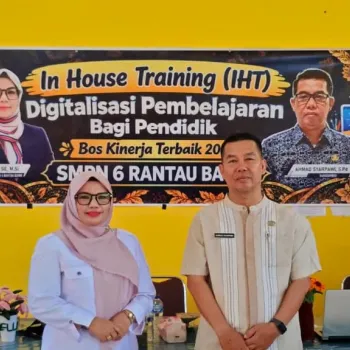 Tingkatkan Kompetensi Digital Pendidik, SMPN 6 Rantau Bayur 